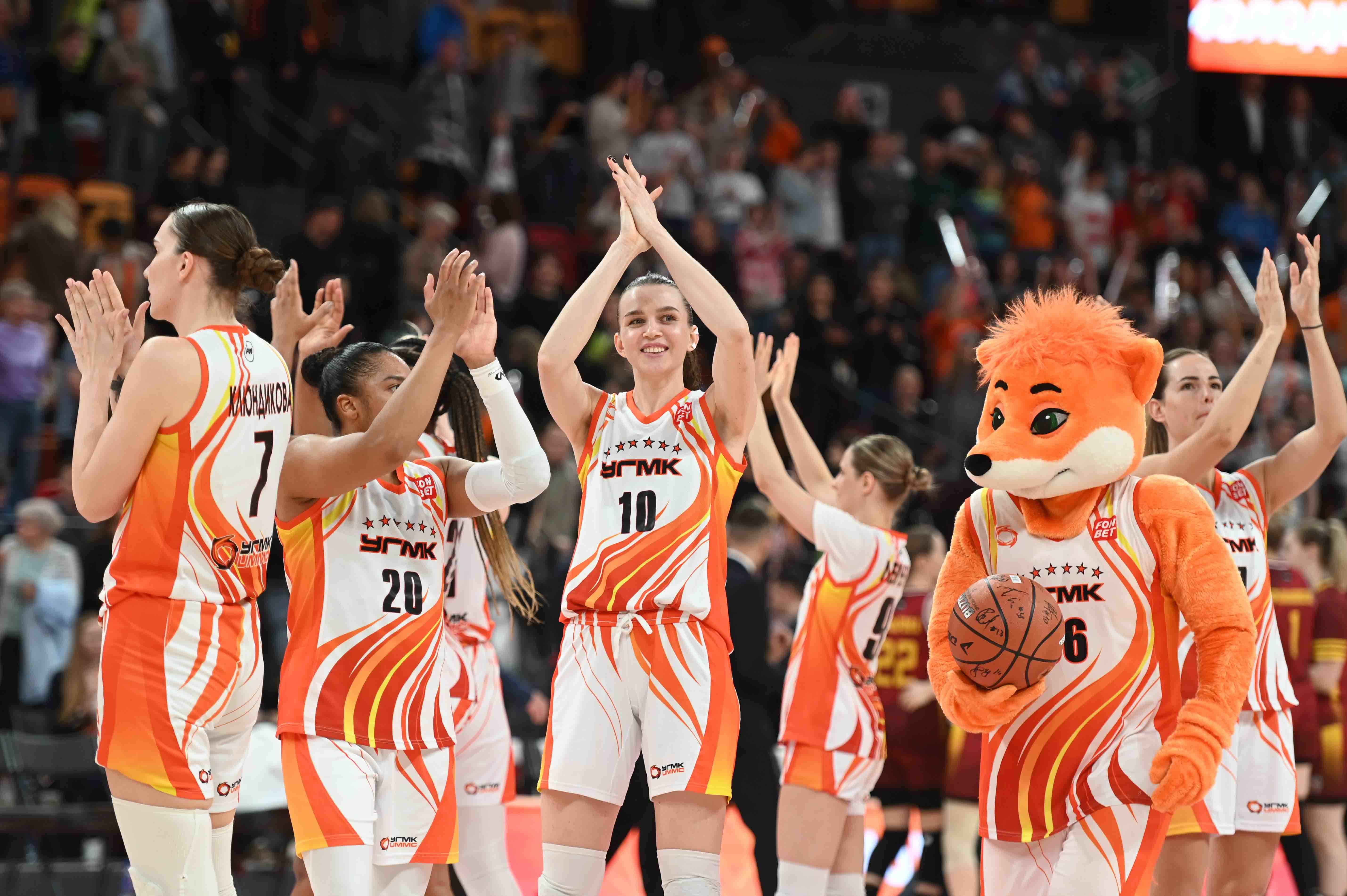 Rossiyskaya gazeta: “UMMC Yekaterinburg basketball players celebrate their 18th championship title 