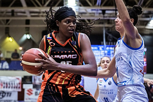 UMMC crushed KSC Szekszard to top the EuroLeague Group A 