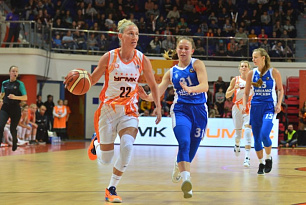 The second hundred in the season, 33 assists, 27 steals in UMMC against Dynamo game 