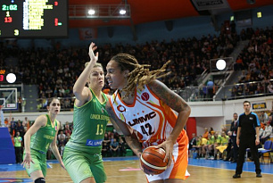 UMMC romped past Hungarian Sopron