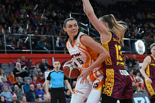 UMMC at home confidently took down Neftyanik Omsk