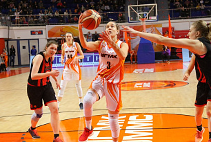 UMMC at home easily dealt with the guests from Vidnoje 