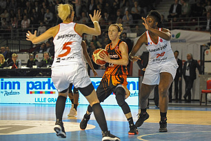 UMMC started the EuroLeague defeating France